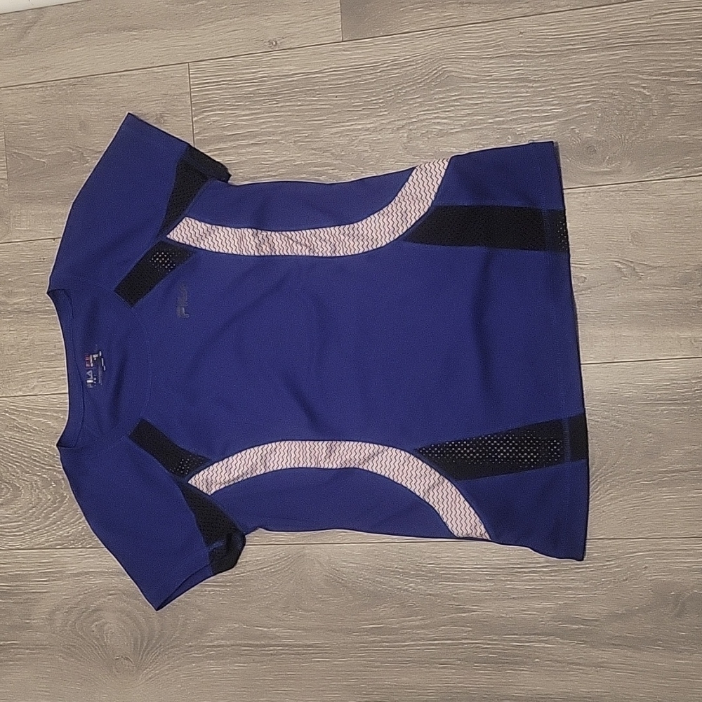 FILA SPORT Athletic shirt w/black Mesh in front Size Medium